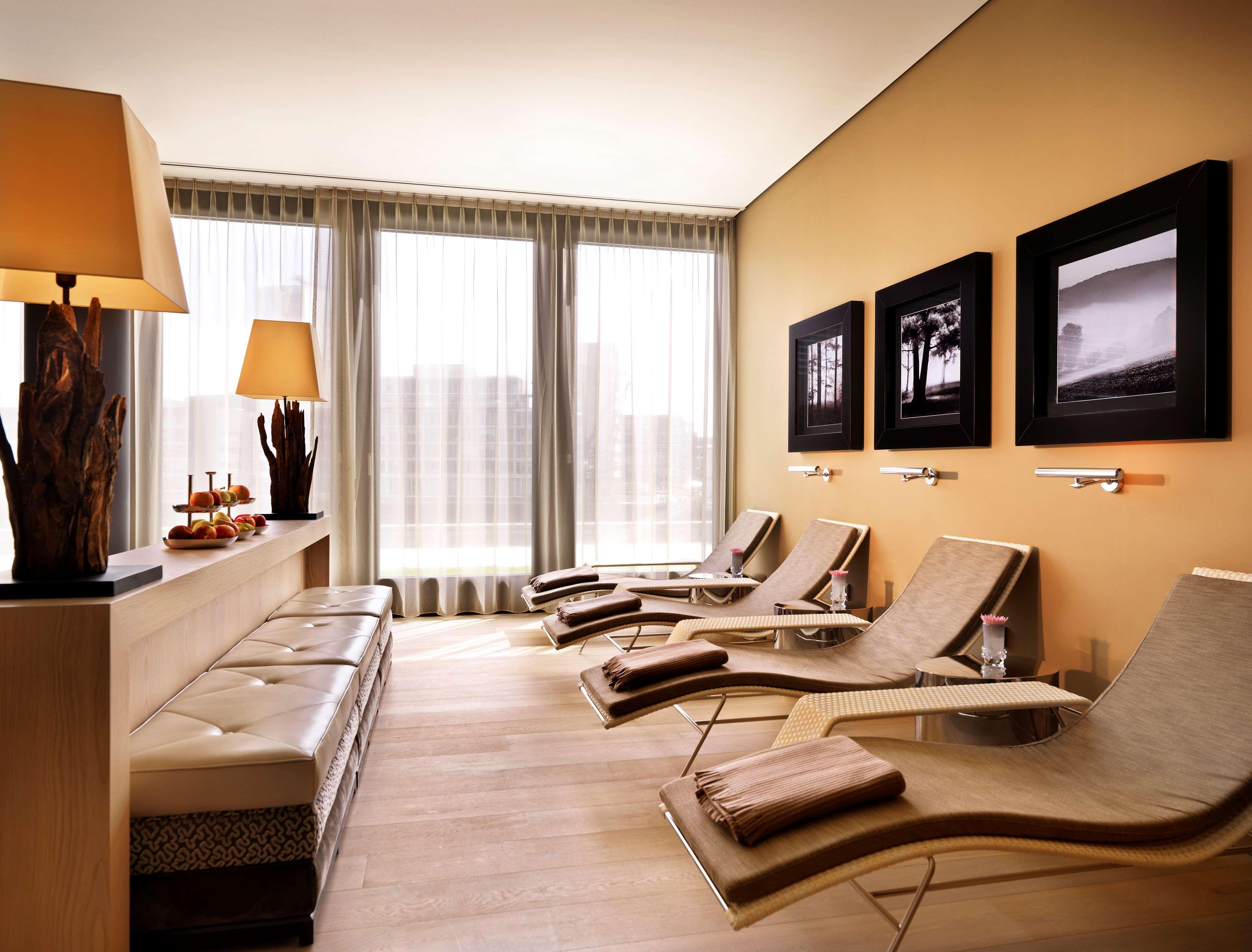 Hyatt Regency Dusseldorf Hotel Exterior foto The spa at The Westin Palace, Munich