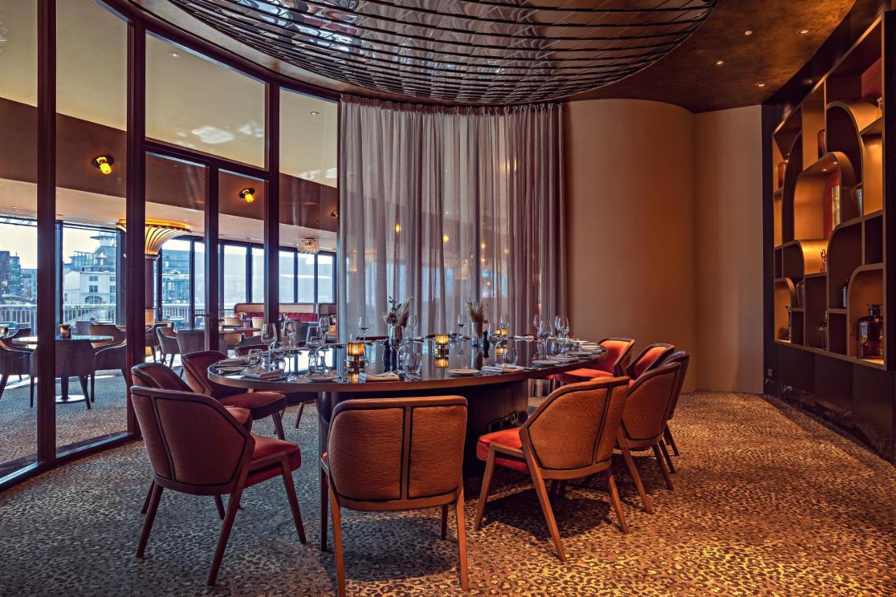 Hyatt Regency Dusseldorf Hotel Exterior foto The restaurant's interior