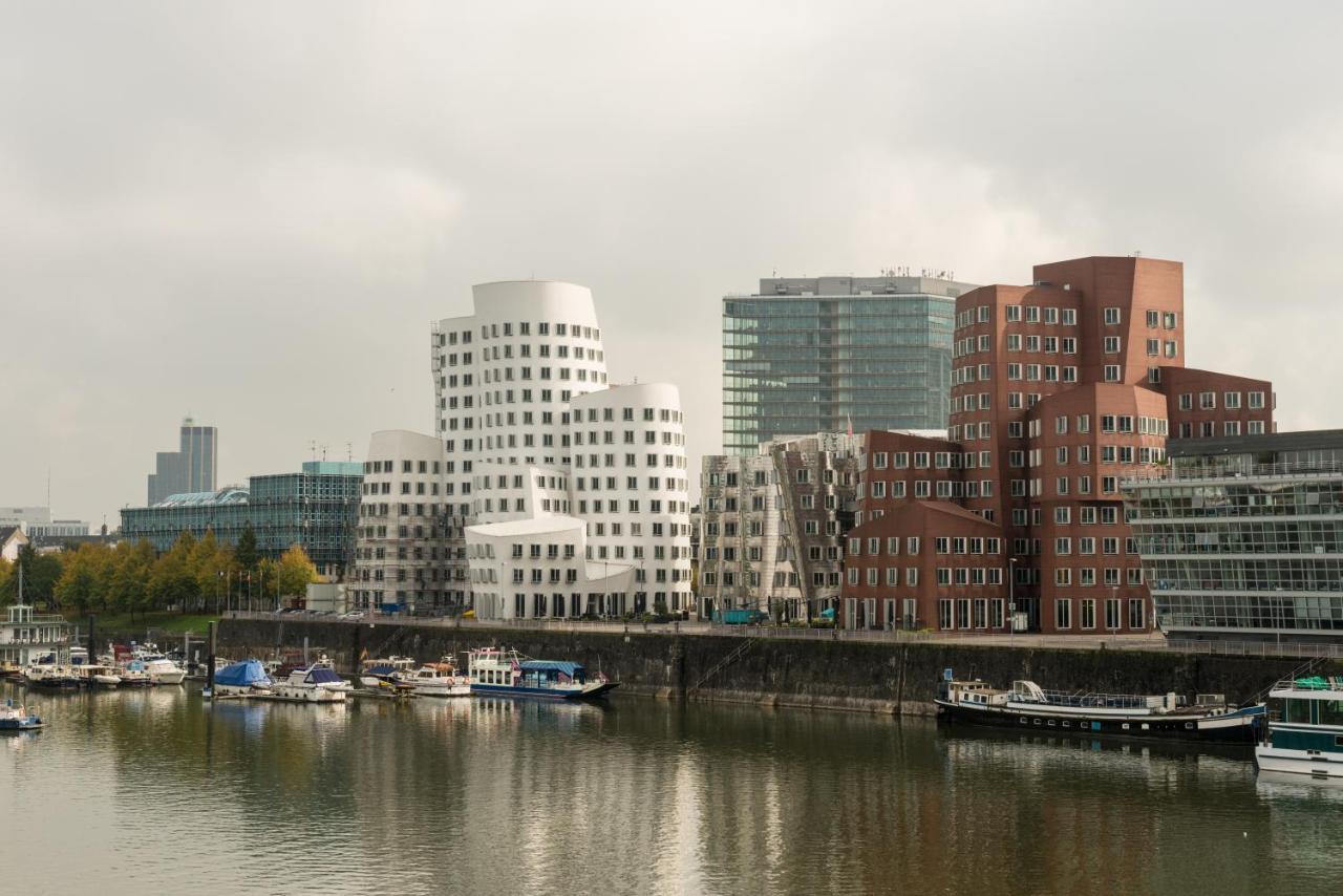 Hyatt Regency Dusseldorf Hotel Exterior foto Neuer Zollhof